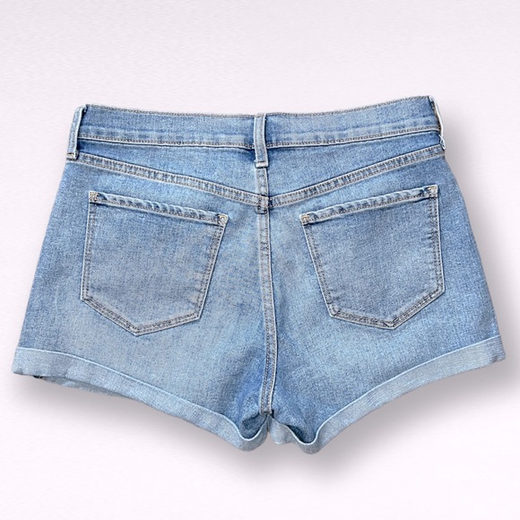 Old Navy Light Wash Midi Shorts - Picture 3 of 4